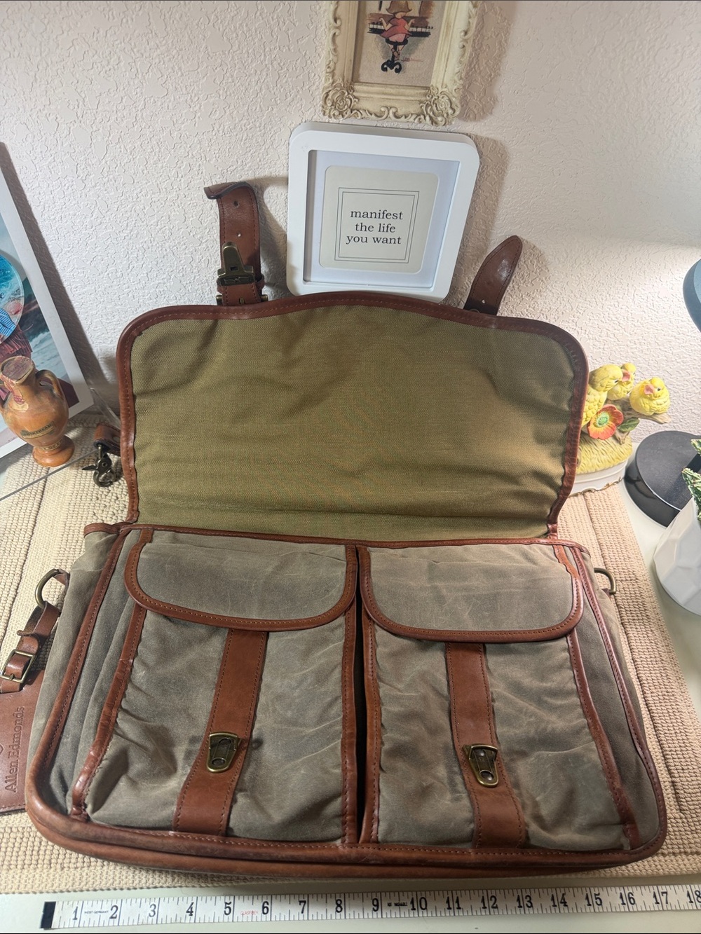 Allen Edmonds Waxed Canvas Leather Messenger Briefcase Laptop Bag - Picture 5 of 15